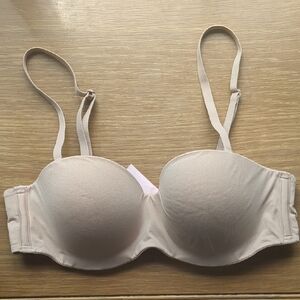 Victoria's Secret Cream Body By Victoria Bra With Removable Straps 34B